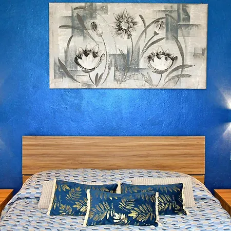 Appartamento Nel Blu Dipinto Di Blu *