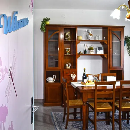Apartment Nel Blu Dipinto Di Blu Malesco