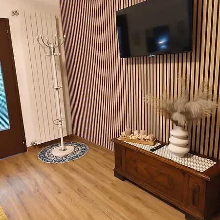 Nel Blu Dipinto Di Blu *