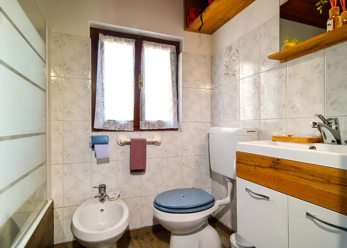 Nel Blu Dipinto Di Blu *