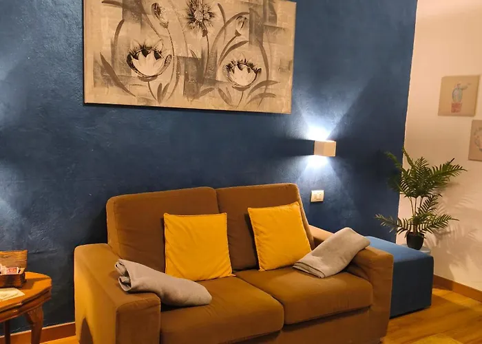 Nel Blu Dipinto Di Blu Daire Malesco